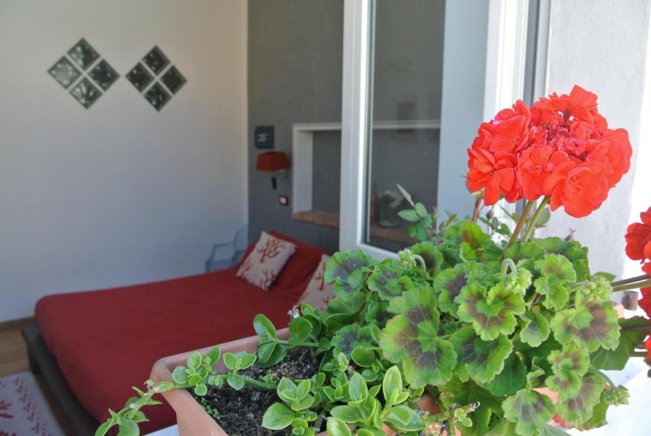 カリアリ Marina Di Castello Bed & Breakfast エクステリア 写真