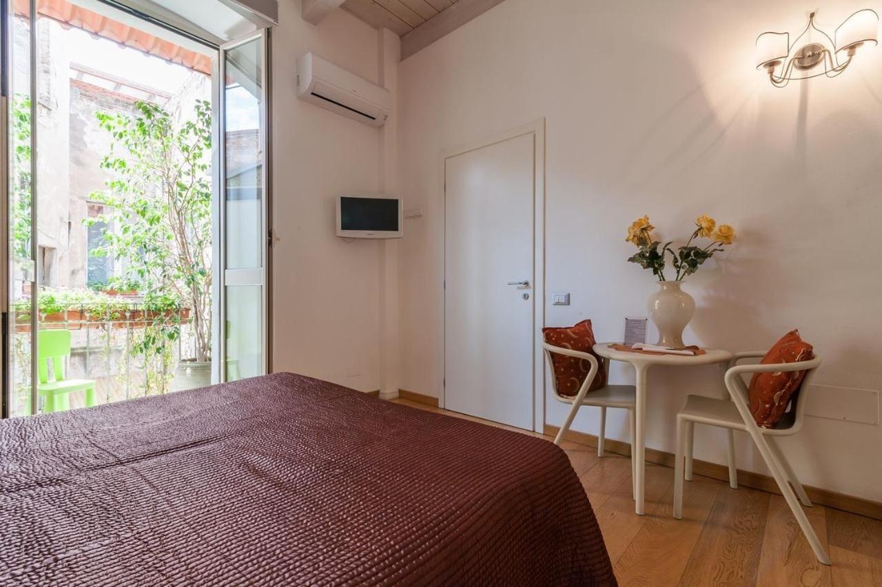 カリアリ Marina Di Castello Bed & Breakfast エクステリア 写真