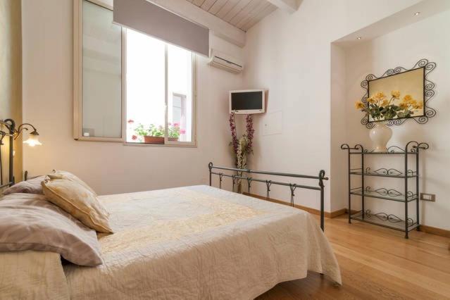カリアリ Marina Di Castello Bed & Breakfast エクステリア 写真