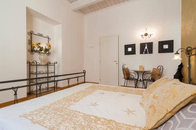 カリアリ Marina Di Castello Bed & Breakfast エクステリア 写真