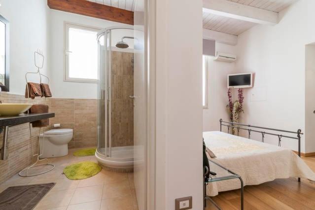 カリアリ Marina Di Castello Bed & Breakfast エクステリア 写真